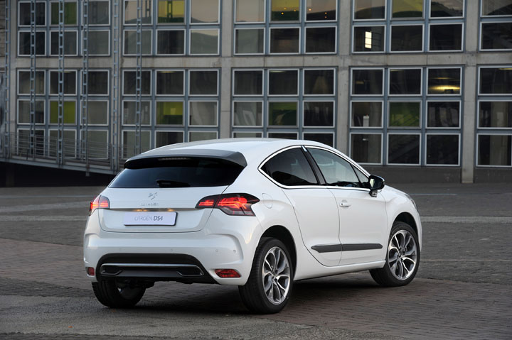 2011 Citroen DS4 rear