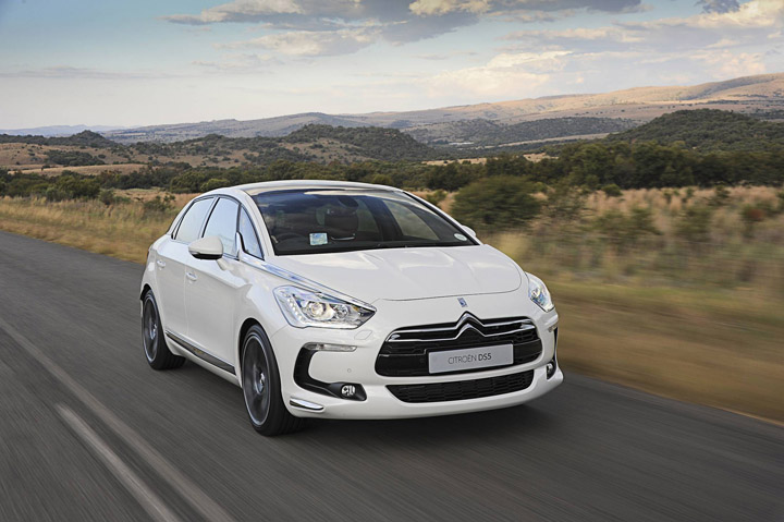 2012 Citroen DS5 front