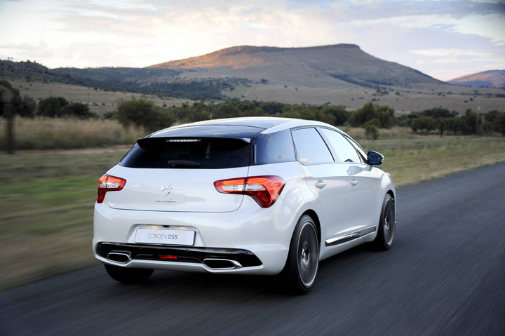 2012 Citroen DS5 rear