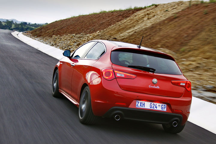 2011 Alfa Romeo Giulietta 1750 rear view